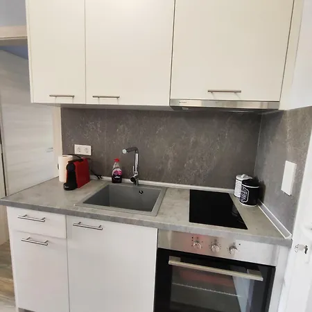 Little Star Apartment *