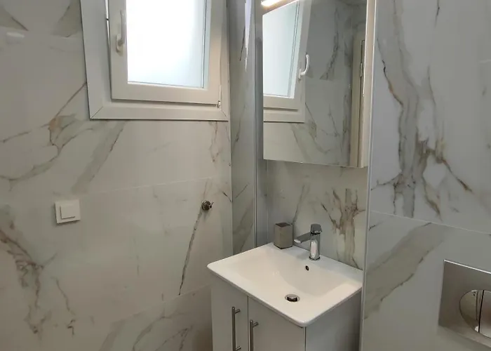 Little Star Ofrínion